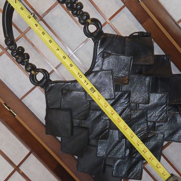 Black Purse - Picture 9 of 11